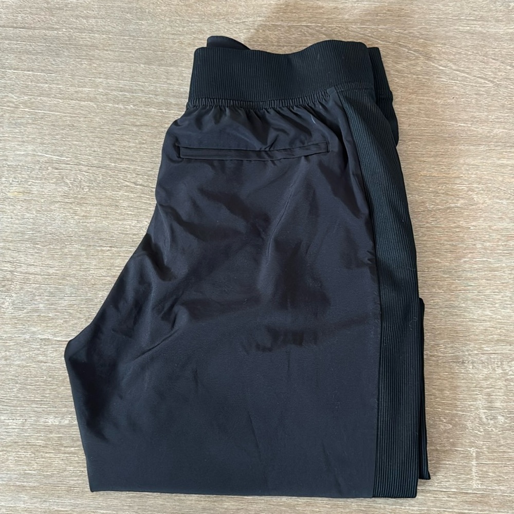 Athleta Brooklyn mid rise ankle pant- size 8P